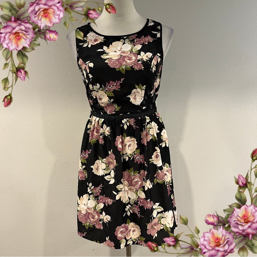 Three Hearts floral Sleeveless mini Sundress‎ size Junior’s 3